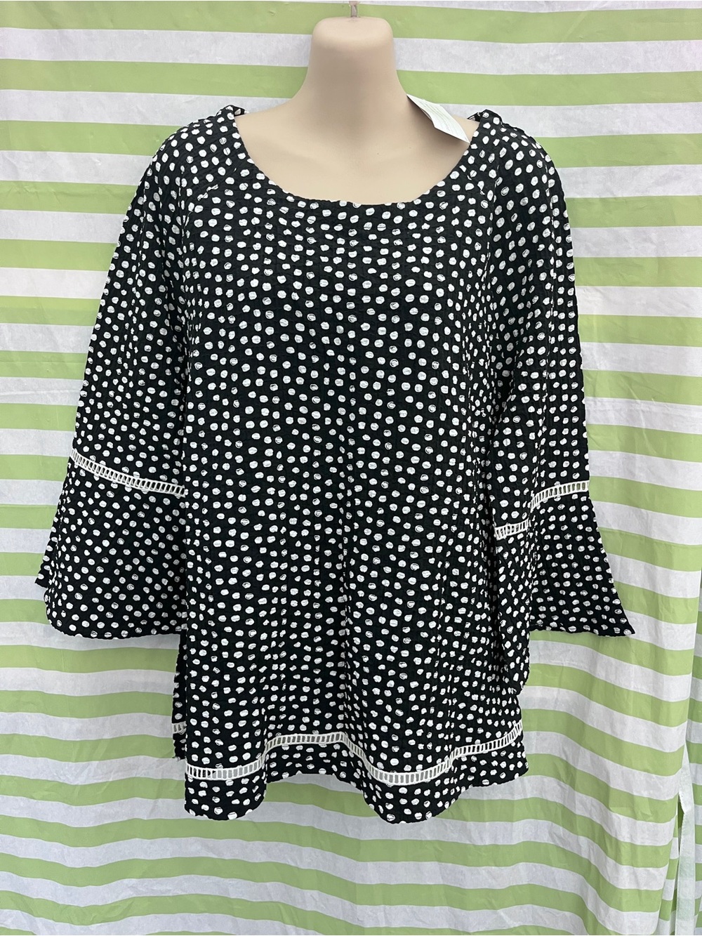 Peck & Peck Black and White Polka Dot Bell Sleeve Tunic